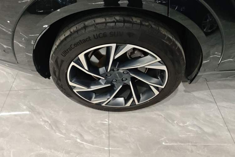 Used Lynk & Co 09 EM-P 2021 2.0T PHEV Halo Six-Seater Exterior 5