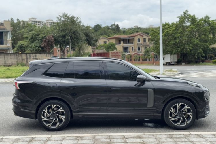 Used Lynk & Co 09 EM-P 2021 2.0T PHEV Halo Six-Seater Exterior 7