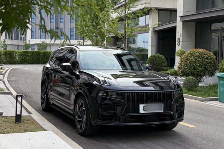 Used Lynk & Co 09 EM-P 2021 2.0T PHEV Halo Six-Seater Exterior 9