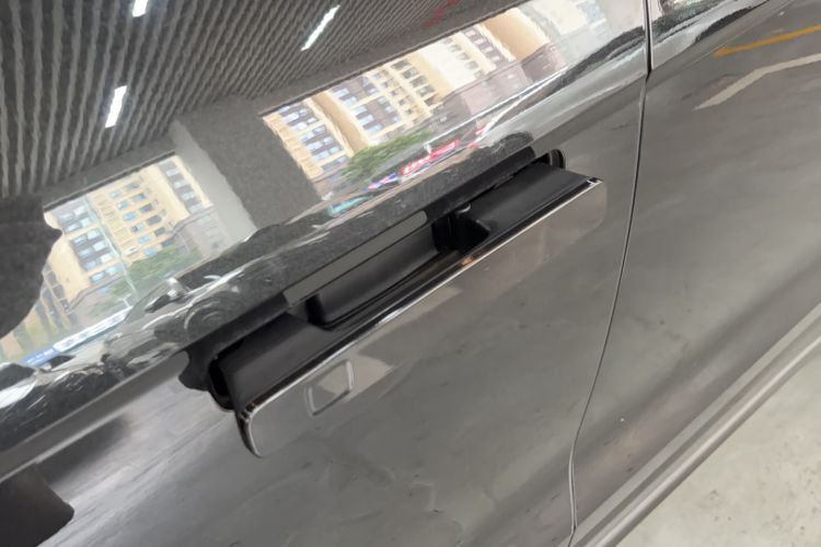 Used Lynk & Co 09 EM-P 2021 2.0T PHEV Halo Six-Seater Exterior 9