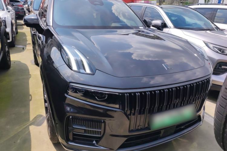 Used Lynk & Co 09 EM-P 2021 2.0T PHEV Halo Six-Seater Front