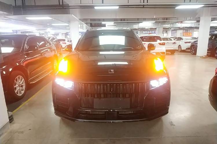 Used Lynk & Co 09 EM-P 2021 2.0T PHEV Halo Seven-Seater Front