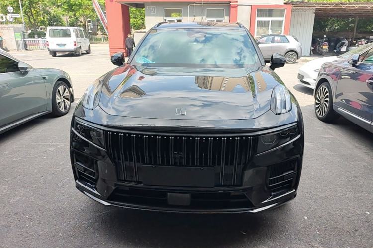 Used Lynk & Co 09 EM-P 2021 2.0T PHEV Halo Six-Seater Front