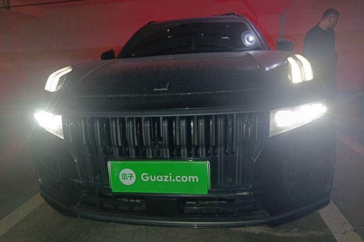 Used Lynk & Co 09 EM-P 2021 2.0T PHEV Halo Six-Seater Front