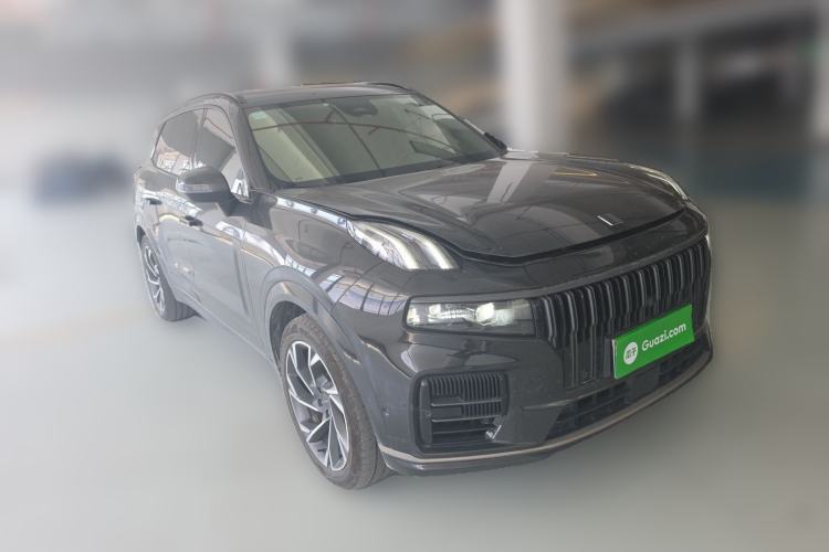 Used Lynk & Co 09 EM-P 2021 2.0T PHEV Halo Six-Seater Front Right 45 Deg