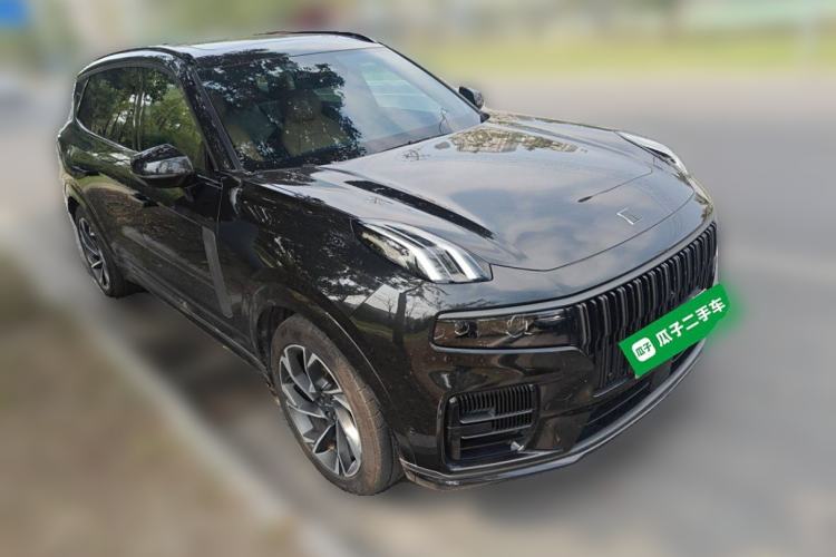 Used Lynk & Co 09 EM-P 2021 2.0T PHEV Halo Six-Seater Front Right 45 Deg