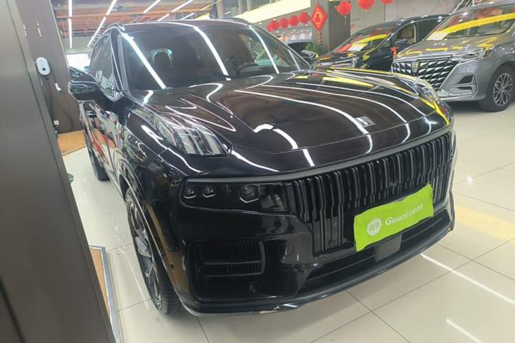 Used Lynk & Co 09 EM-P 2021 2.0T PHEV Halo Six-Seater Front Right 45 Deg