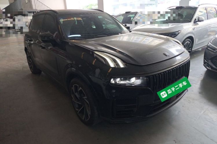 Used Lynk & Co 09 EM-P 2021 2.0T PHEV Halo Six-Seater Front Right 45 Deg