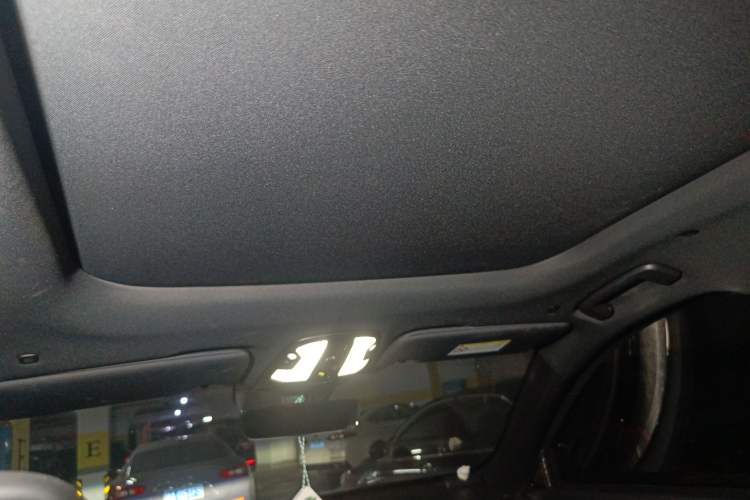 Used Lynk & Co 09 EM-P 2021 2.0T PHEV Halo Six-Seater Headliner