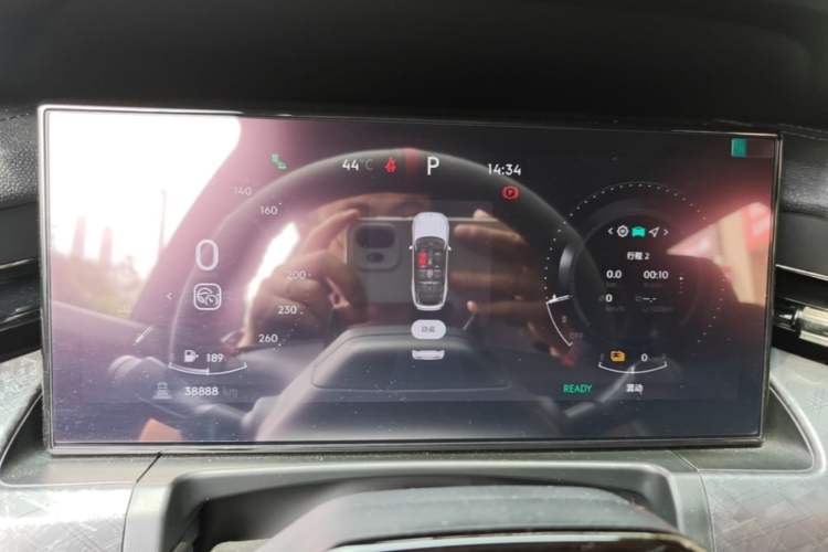 Used Lynk & Co 09 EM-P 2021 2.0T PHEV Halo Six-Seater Instrument Cluster