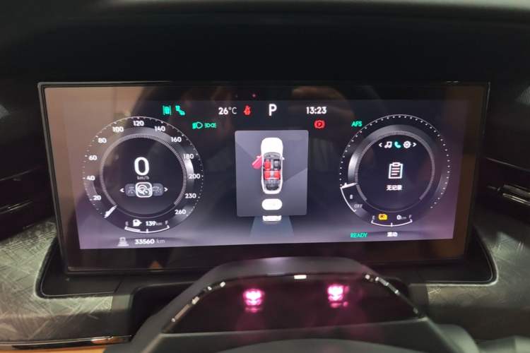 Used Lynk & Co 09 EM-P 2021 2.0T PHEV Halo Six-Seater Instrument Cluster