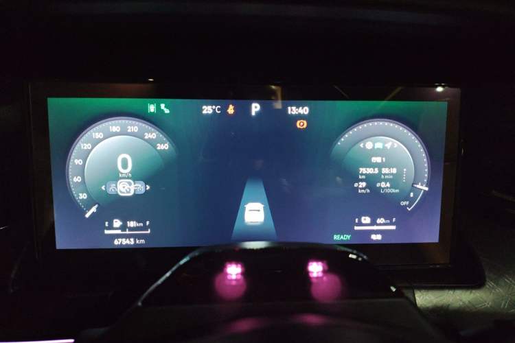 Used Lynk & Co 09 EM-P 2021 2.0T PHEV Halo Six-Seater Instrument Cluster