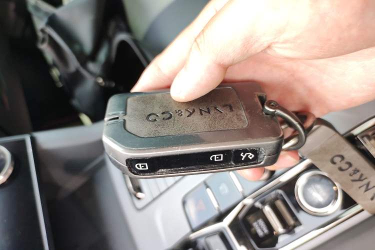 Used Lynk & Co 09 EM-P 2021 2.0T PHEV Halo Six-Seater Interior 1