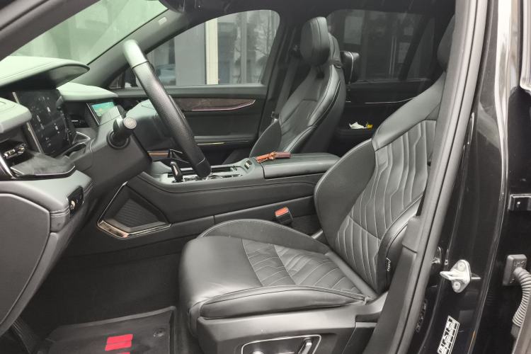 Used Lynk & Co 09 EM-P 2021 2.0T PHEV Halo Seven-Seater Left Front Seat