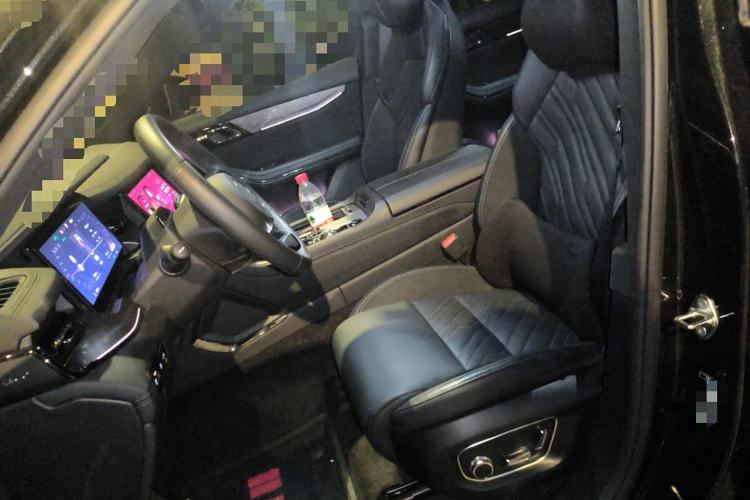 Used Lynk & Co 09 EM-P 2021 2.0T PHEV Halo Six-Seater Left Front Seat