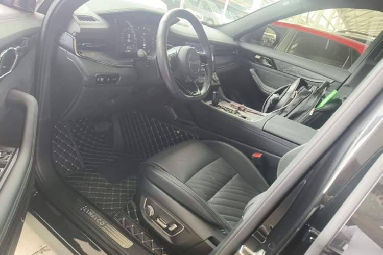 Used Lynk & Co 09 EM-P 2021 2.0T PHEV Halo Seven-Seater Left Front Seat