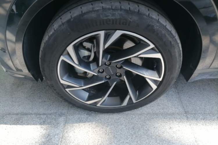 Used Lynk & Co 09 EM-P 2021 2.0T PHEV Halo Seven-Seater Left Front Wheel Hub