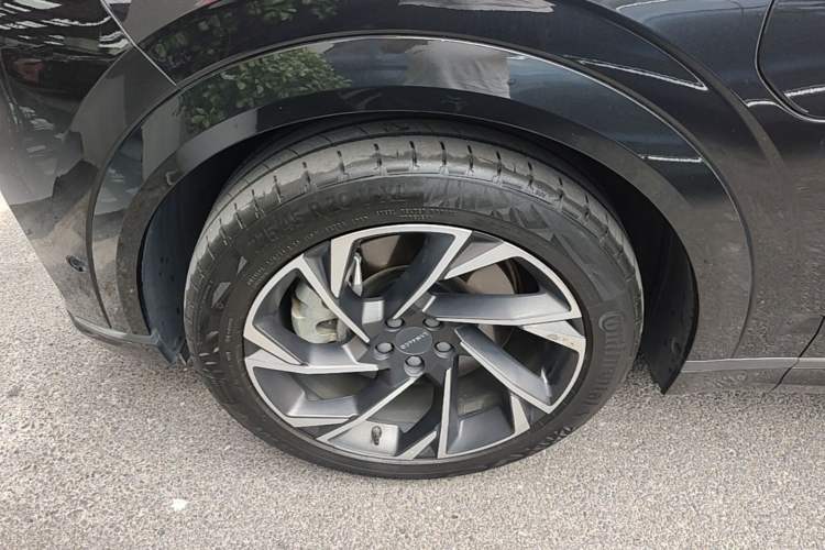 Used Lynk & Co 09 EM-P 2021 2.0T PHEV Halo Six-Seater Left Front Wheel Hub
