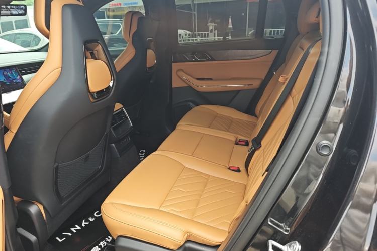 Used Lynk & Co 09 EM-P 2021 2.0T PHEV Halo Seven-Seater Left Rear Seat