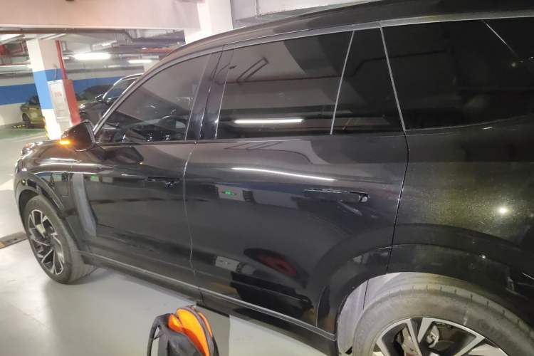 Used Lynk & Co 09 EM-P 2021 2.0T PHEV Halo Six-Seater Left Side
