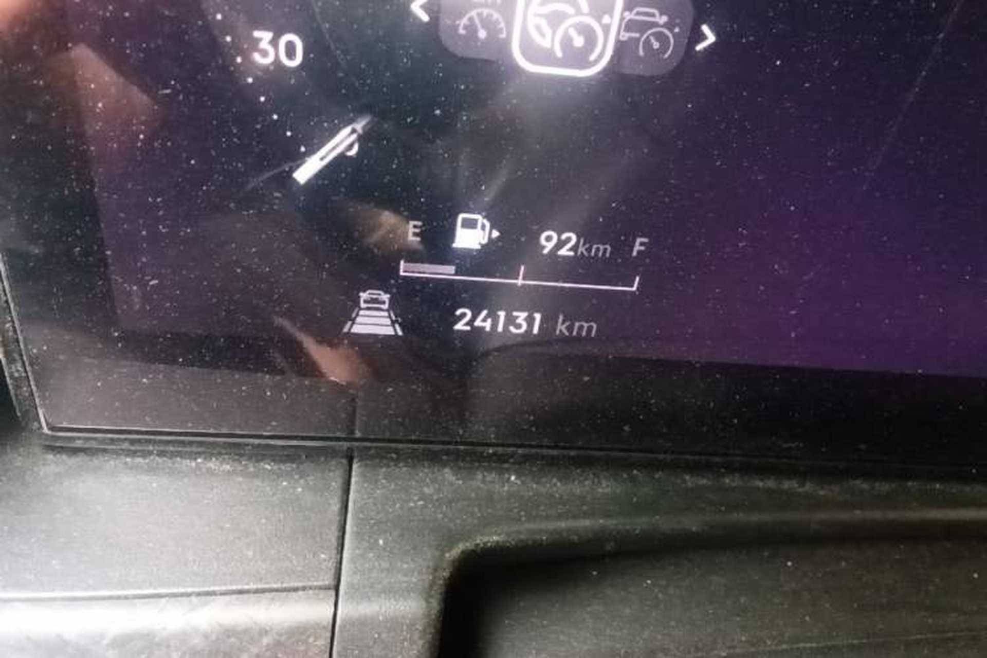 Used Lynk & Co 09 EM-P 2021 2.0T PHEV Halo Six-Seater Odometer Close Up