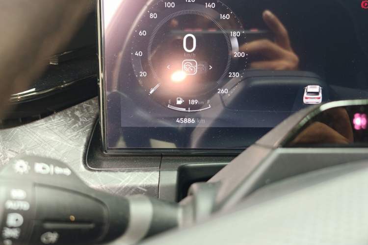 Used Lynk & Co 09 EM-P 2021 2.0T PHEV Halo Six-Seater Odometer Close Up