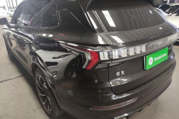 Used Lynk & Co 09 EM-P 2021 2.0T PHEV Halo Six-Seater Rear Left 45 Deg