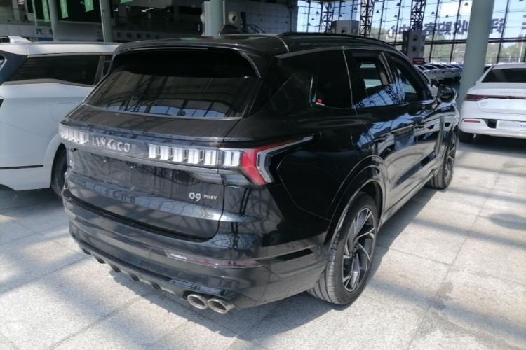 Used Lynk & Co 09 EM-P 2021 2.0T PHEV Halo Seven-Seater Rear Right 45 Deg