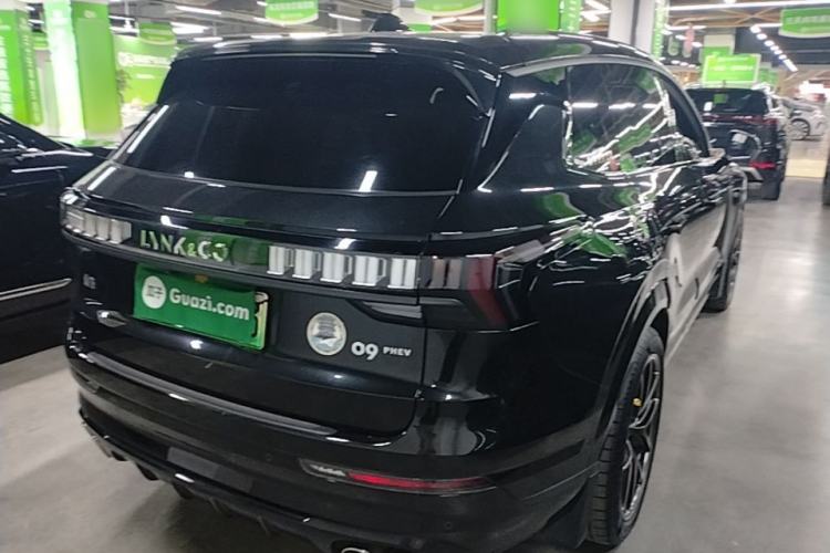 Used Lynk & Co 09 EM-P 2021 2.0T PHEV Halo Six-Seater Rear Right 45 Deg