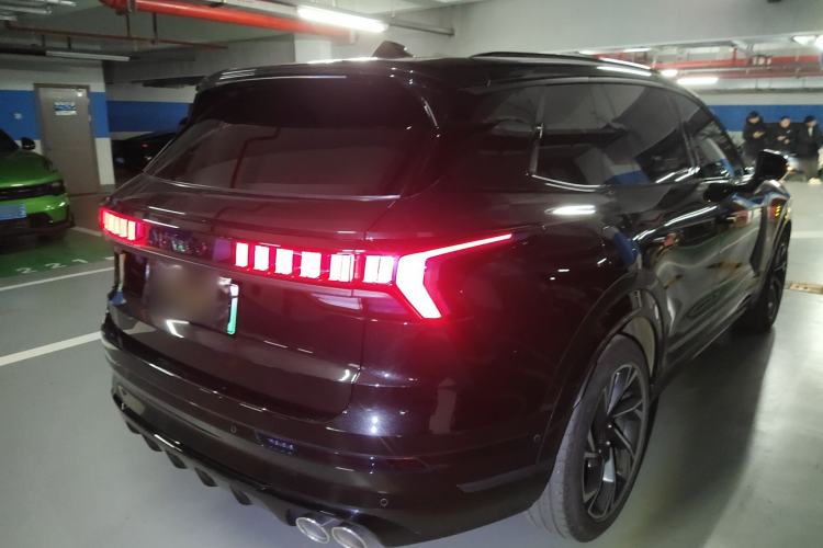 Used Lynk & Co 09 EM-P 2021 2.0T PHEV Halo Six-Seater Rear Right 45 Deg