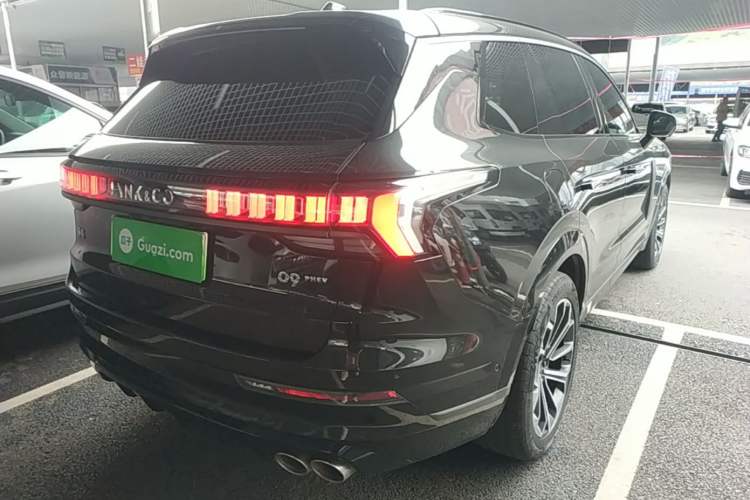 Used Lynk & Co 09 EM-P 2021 2.0T PHEV Halo Six-Seater Rear Right 45 Deg