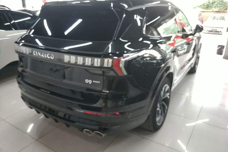 Used Lynk & Co 09 EM-P 2021 2.0T PHEV Halo Six-Seater Rear Right 45 Deg