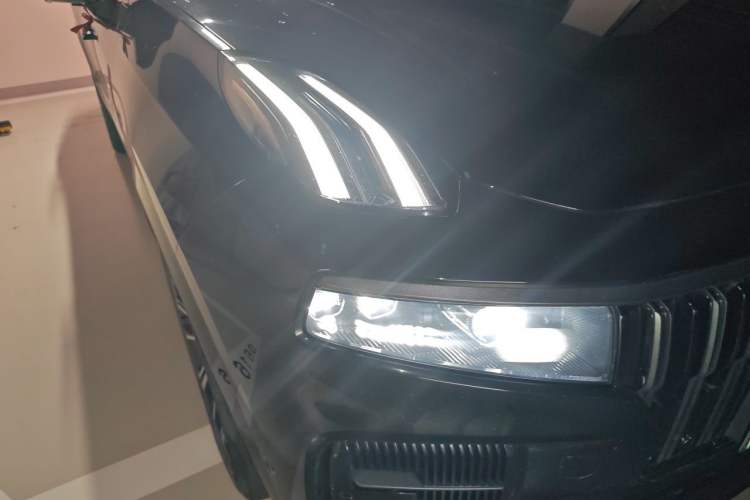 Used Lynk & Co 09 EM-P 2021 2.0T PHEV Halo Seven-Seater Right Front Headlight
