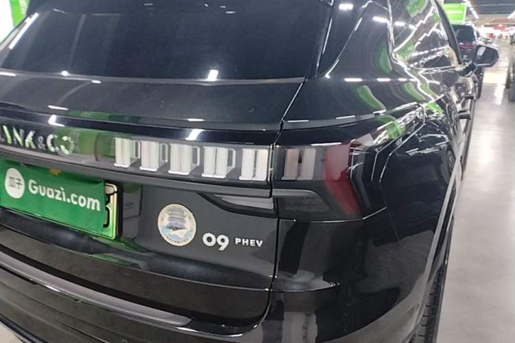 Used Lynk & Co 09 EM-P 2021 2.0T PHEV Halo Six-Seater Right Rear Taillight