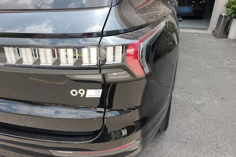 Used Lynk & Co 09 EM-P 2021 2.0T PHEV Halo Six-Seater Right Rear Taillight