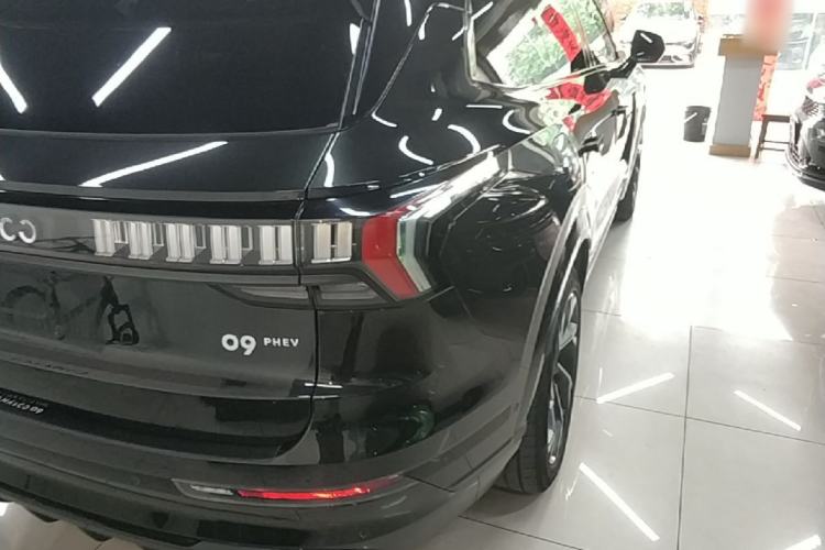 Used Lynk & Co 09 EM-P 2021 2.0T PHEV Halo Six-Seater Right Rear Taillight