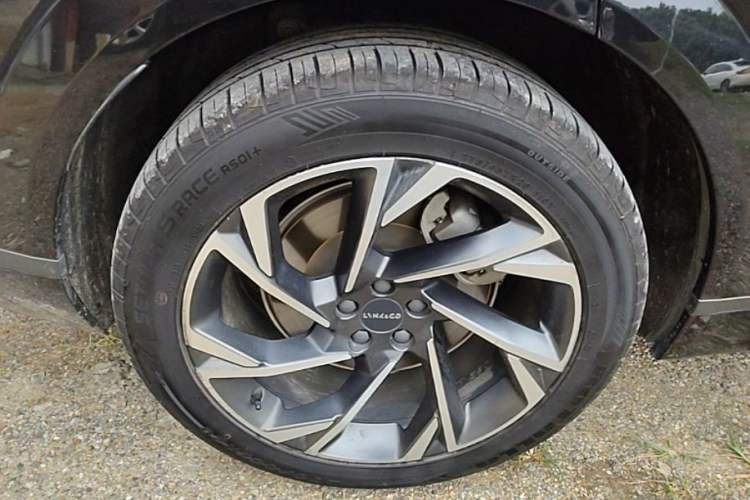 Used Lynk & Co 09 EM-P 2021 2.0T PHEV Halo Six-Seater Right Rear Wheel Hub