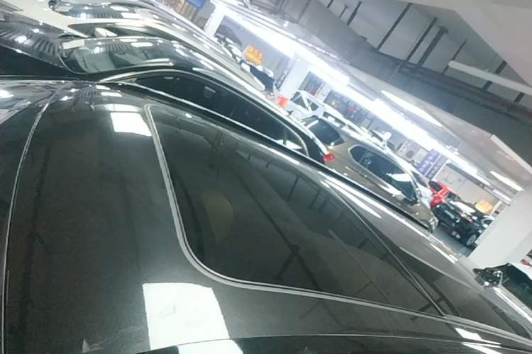 Used Lynk & Co 09 EM-P 2021 2.0T PHEV Halo Seven-Seater Roof