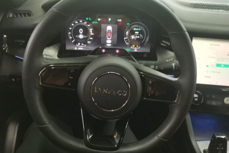 Used Lynk & Co 09 EM-P 2021 2.0T PHEV Ultra Six-Seater Steering Wheel