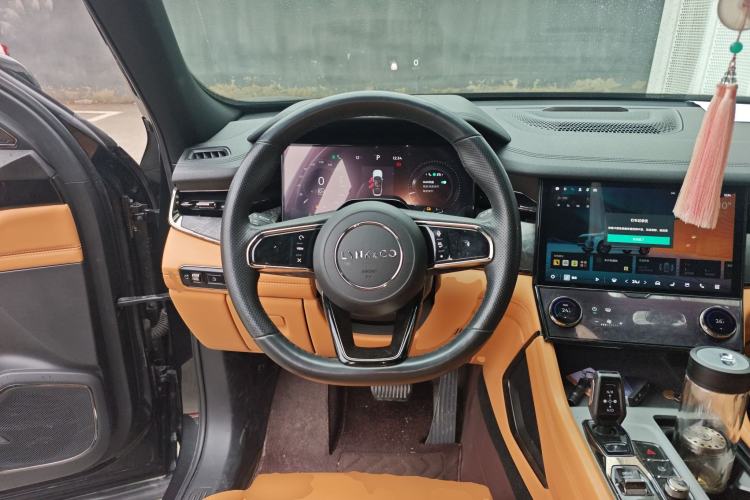 Used Lynk & Co 09 EM-P 2021 2.0T PHEV Halo Six-Seater Steering Wheel