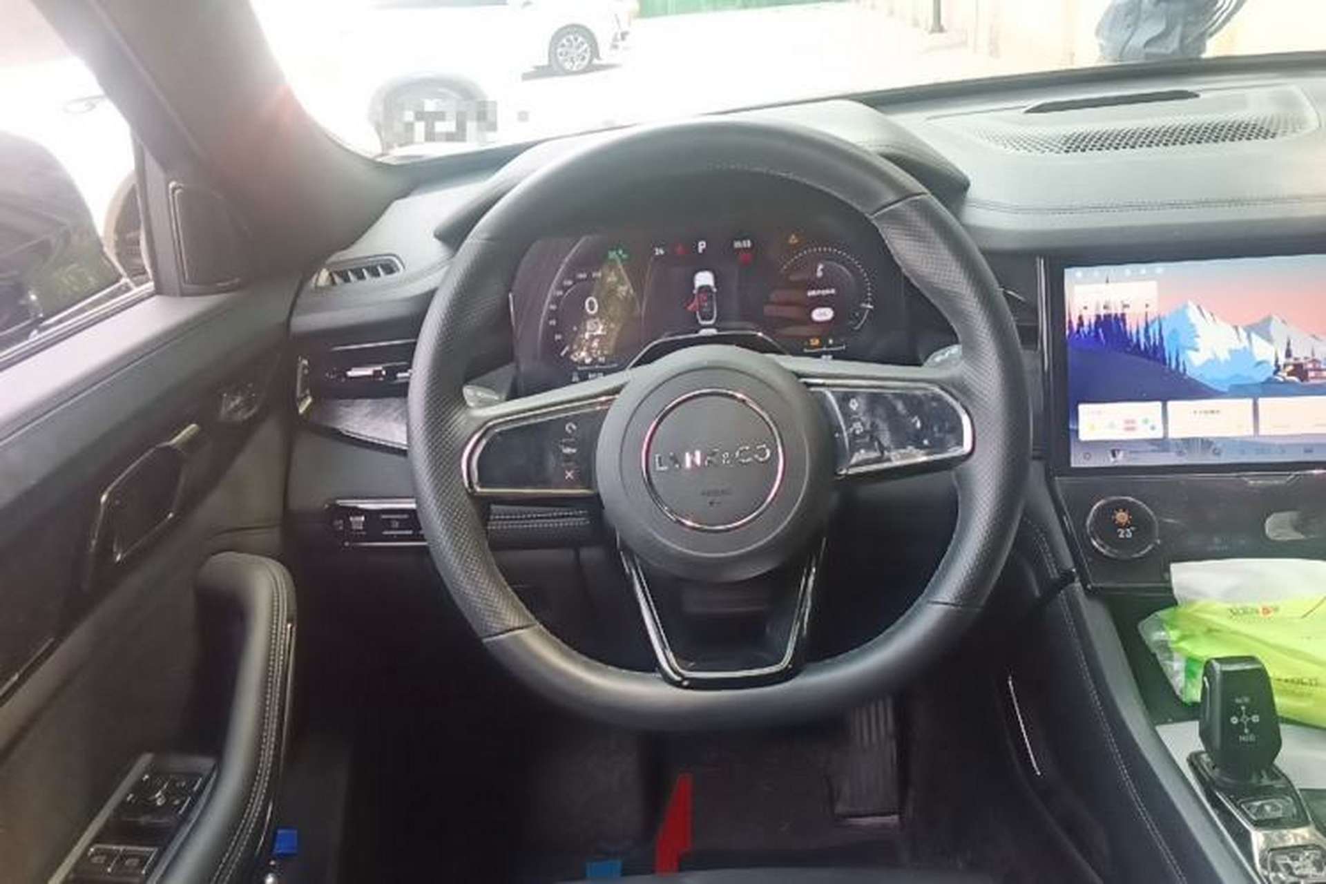 Used Lynk & Co 09 EM-P 2021 2.0T PHEV Halo Six-Seater Steering Wheel