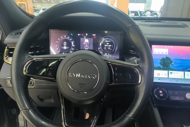 Used Lynk & Co 09 EM-P 2021 2.0T PHEV Halo Six-Seater Steering Wheel