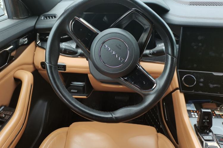 Used Lynk & Co 09 EM-P 2021 2.0T PHEV Halo Six-Seater Steering Wheel