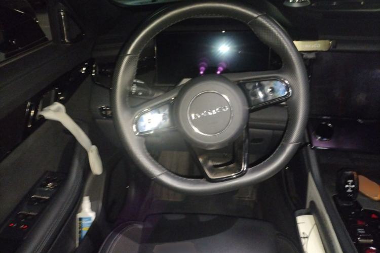 Used Lynk & Co 09 EM-P 2021 2.0T PHEV Halo Seven-Seater Steering Wheel