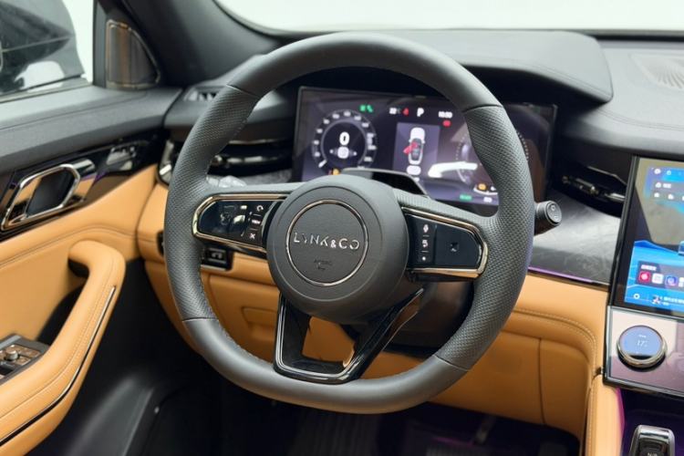 Used Lynk & Co 09 EM-P 2021 2.0T PHEV Halo Six-Seater Steering Wheel