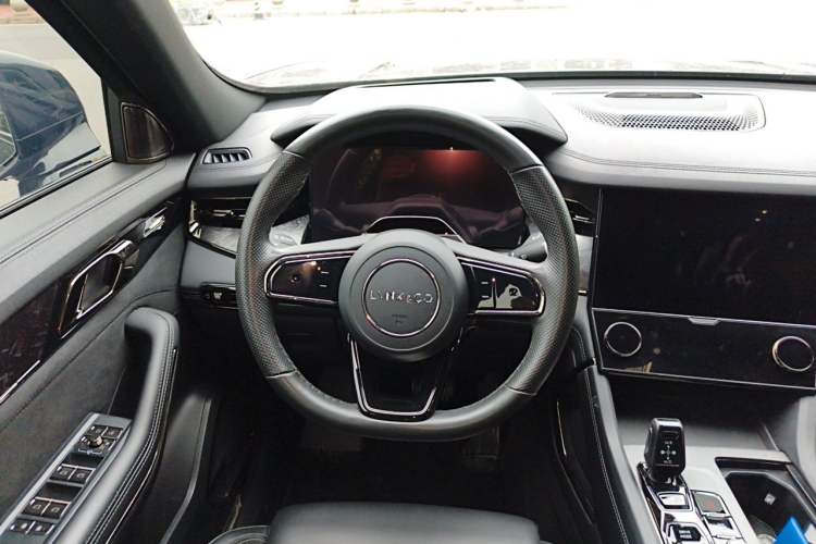 Used Lynk & Co 09 EM-P 2021 2.0T PHEV Halo Six-Seater Steering Wheel