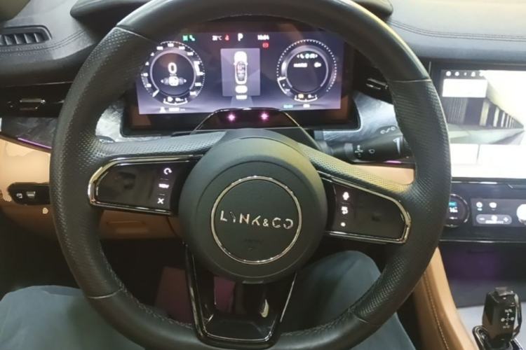 Used Lynk & Co 09 EM-P 2021 2.0T PHEV Halo Six-Seater Steering Wheel