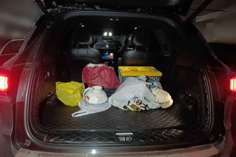 Used Lynk & Co 09 EM-P 2021 2.0T PHEV Halo Six-Seater Trunk