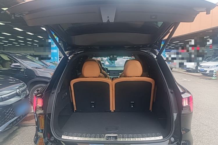 Used Lynk & Co 09 EM-P 2021 2.0T PHEV Halo Six-Seater Trunk