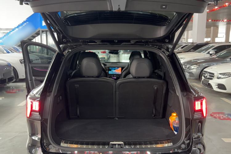Used Lynk & Co 09 EM-P 2021 2.0T PHEV Halo Six-Seater Trunk